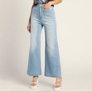 ROLLA’s wide leg light wash jeans